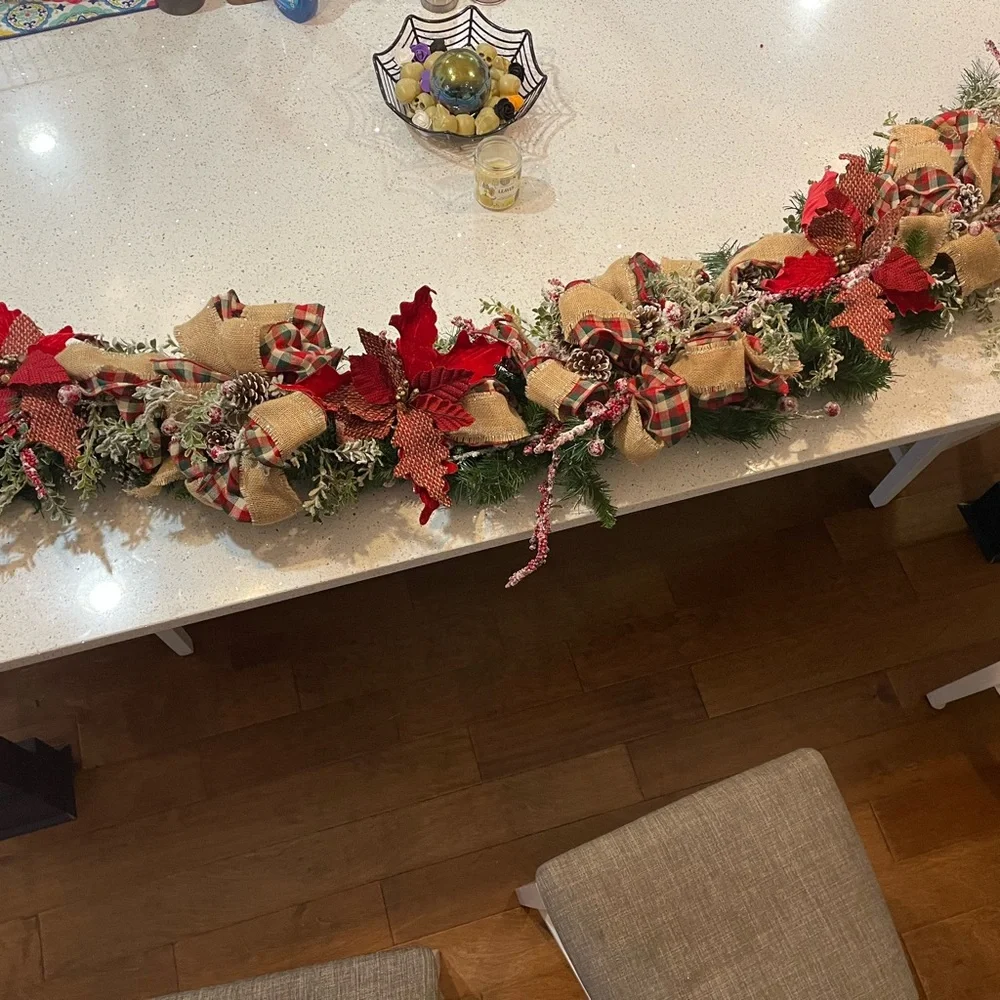 Lighted Christmas Garland